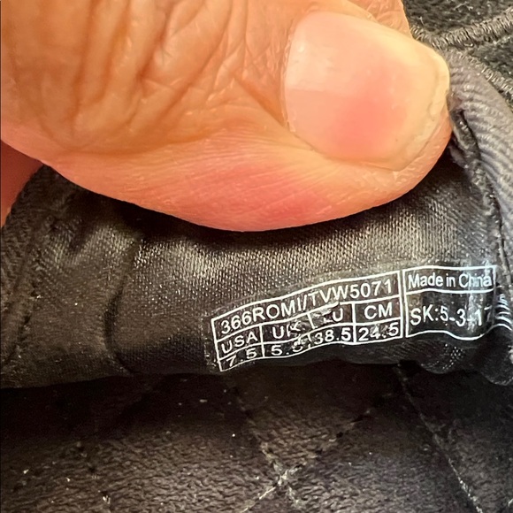 Vionic Black Suede Slip-On Loafers Flats • Embroidered Crown • Comfort Orthotic - Picture 10 of 10